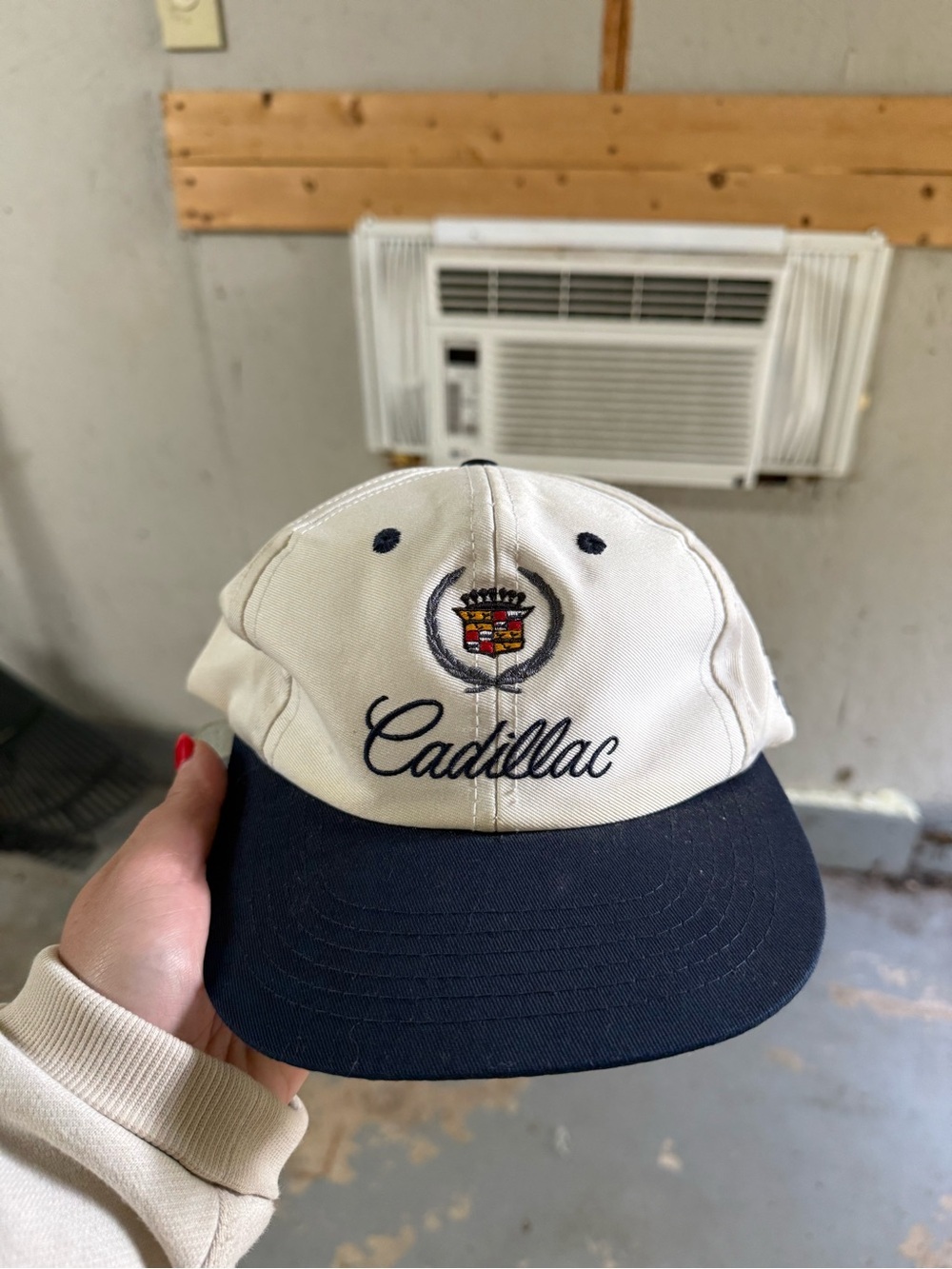 Vintage 90s White/Navy Cadillac Dealership Logo - La Mode Hat